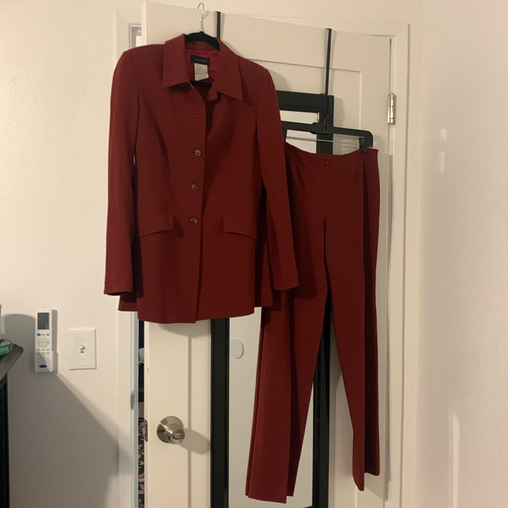 Piazza Sempione suit.
